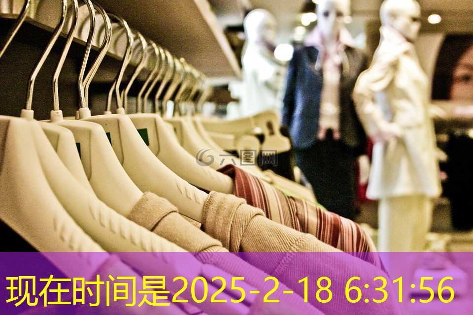 綠化景觀色設(shè)計(jì)：打造活力四溢的商業(yè)街區(qū)。